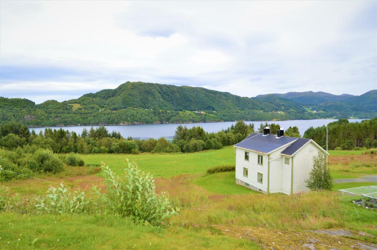 Leite Gard Near Atlantic Road In Hustadvika Lyngstad Esterno foto